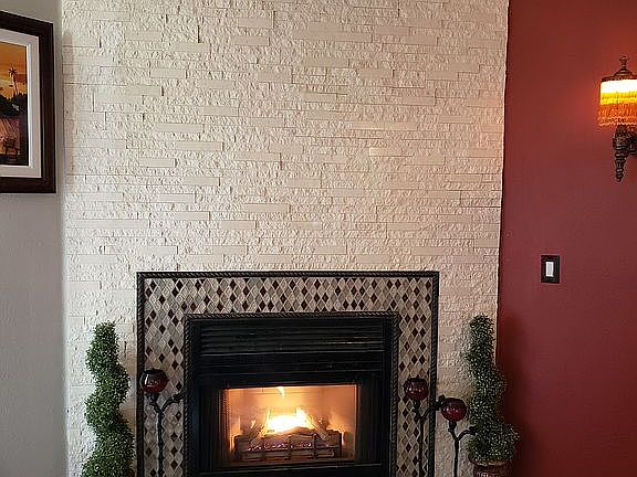 3rd image of 7221 Indian Creek Ln Unit 201