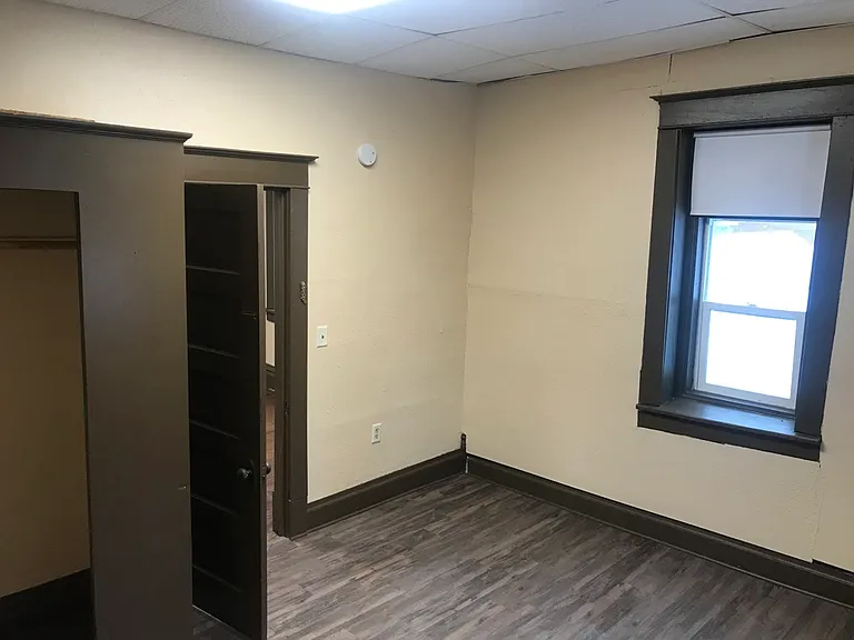 122 Soo Ave E #2 — Photo 6