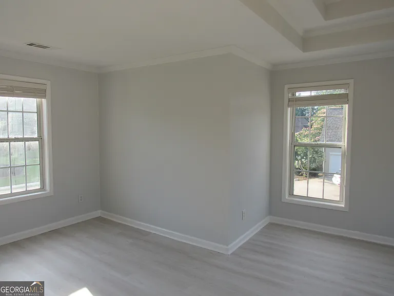 305 Sunderland Cir — Photo 20