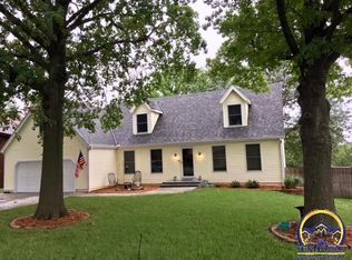 3921 SW Worwick Town Rd, Topeka, KS 66610