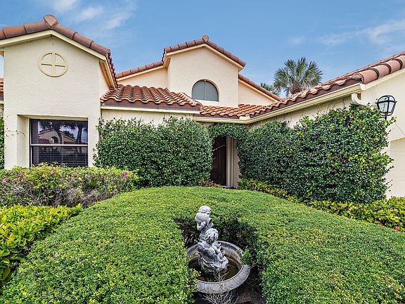 4th image of 16678 Hidden Cove Dr
