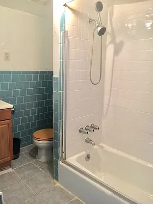 Rented by Flateau Realty | media 4