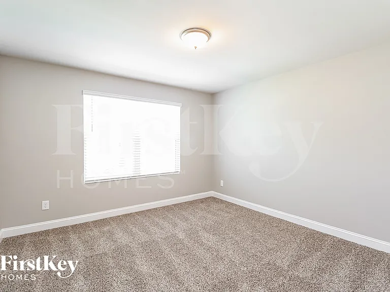 5517 Cobblestone Glen Dr — Photo 15