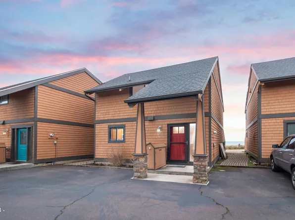 48060 Breakers Blvd #2, Neskowin, OR 97149