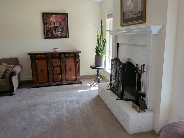Baylor Dr — Photo 4