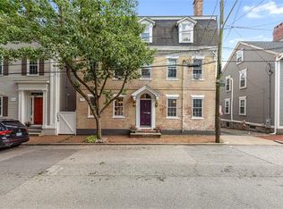 22 Arnold St, Providence, RI 02906