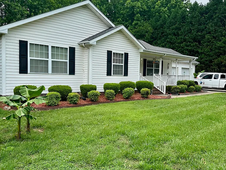 2009 Valley View Ln — Photo 3