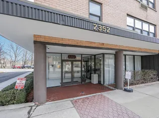 2352 Linwood Avenue 7A image 1 of 23