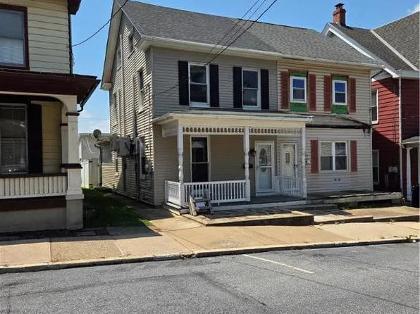 210 2nd St, Slatington, PA 18080