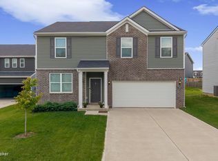 1029 Dry Run Ct, Shelbyville, KY 40065