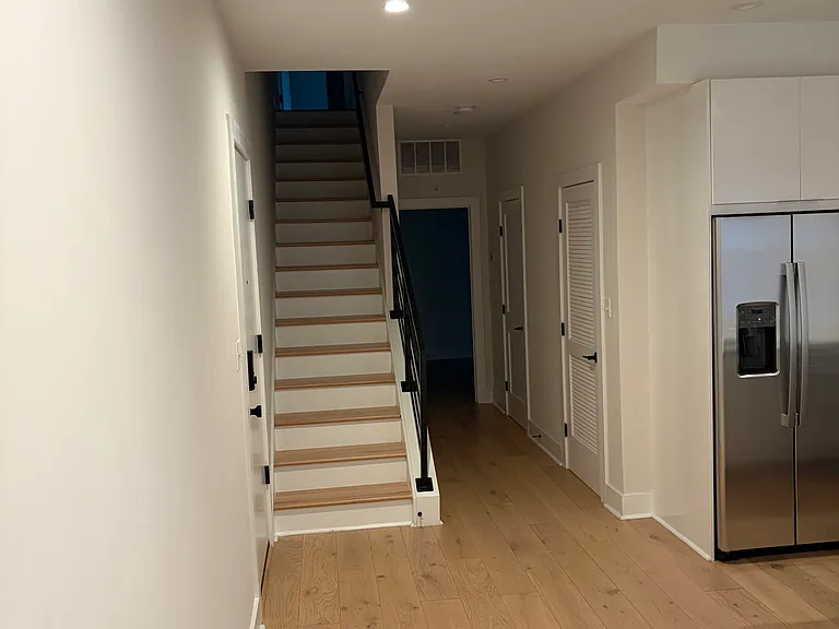 1722 W Virginia Ave NE #2 — Photo 12