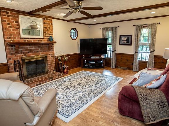 5th image of 10936 Sunset Hills Dr