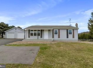 8367 Olde Scotland Rd, Shippensburg, PA 17257