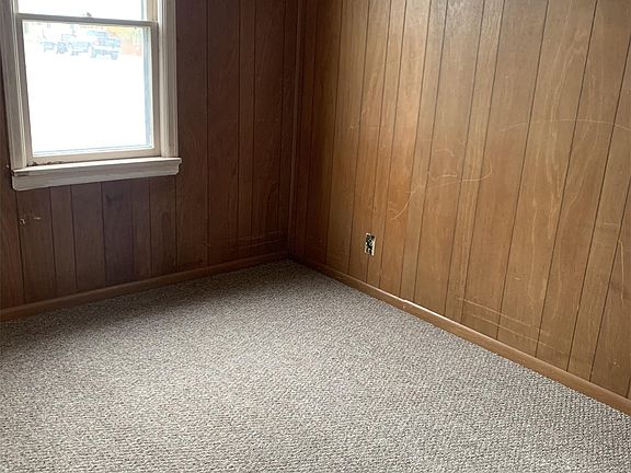 2nd image of 709 Oilfield Ave APT 5