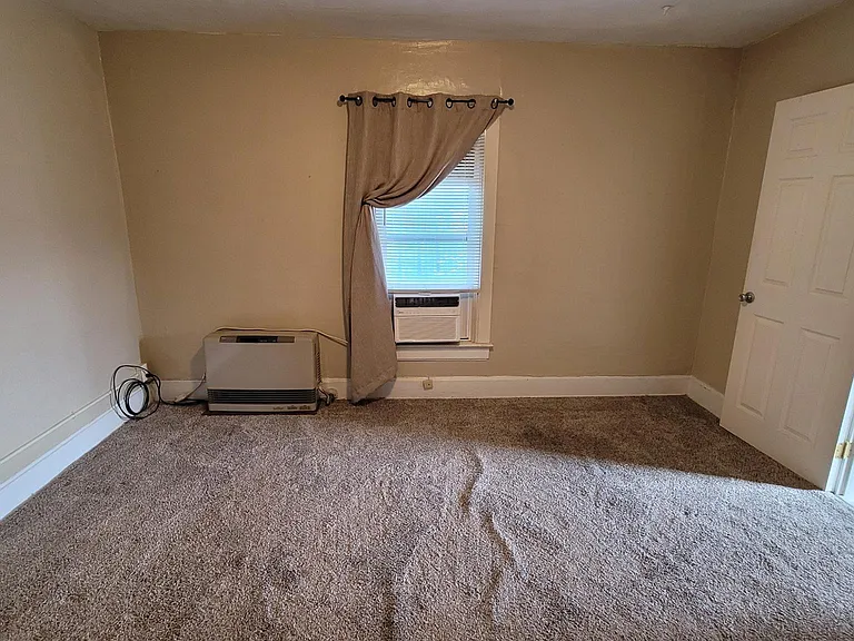 1036 Rood Ave #4 — Photo 14