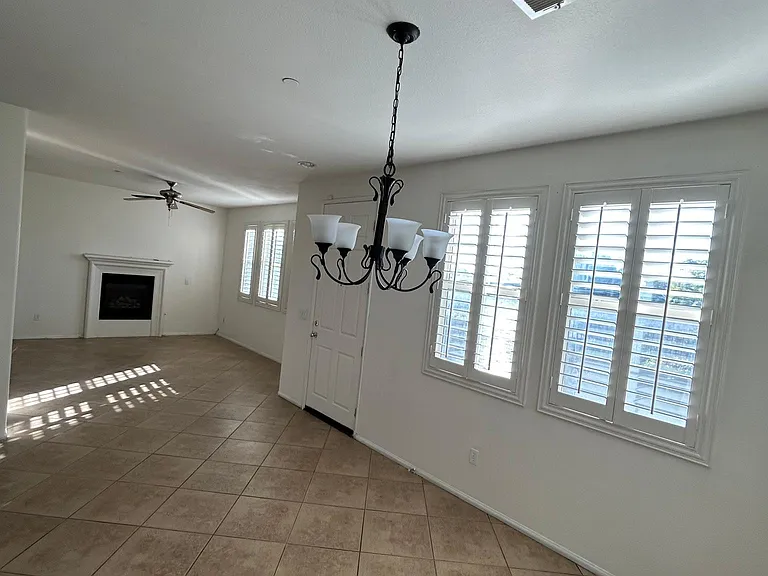 26255 Iris Ave #B — Photo 8