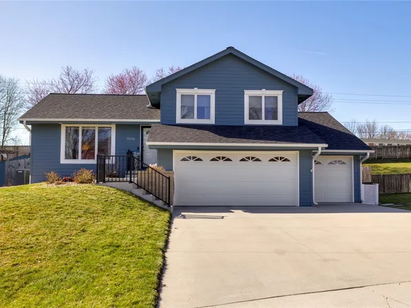 9098 Carpenter Circle Dr, Clive, IA 50325