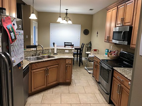 Kitchen with breakfast nook