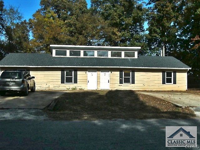 1st image of 670/672 Massey Lane