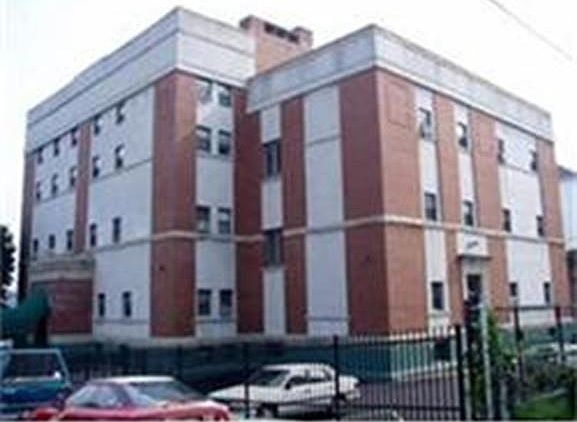 2nd image of 260 Fountain St APT B2