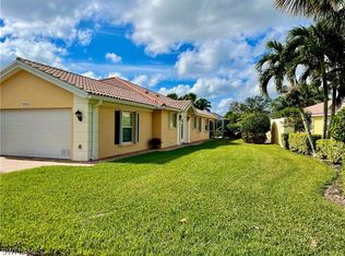 28246 Islet Trl, Bonita Springs, FL 34135
