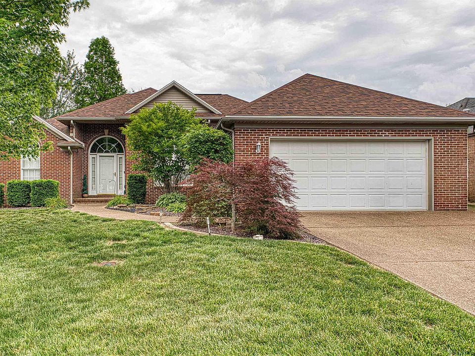 1st image of 2741 Beaumont Dr