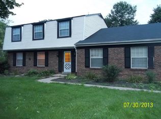 10121 Montgomery Rd, Montgomery, OH 45242