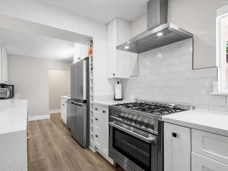 8202 Argentina St — Photo 14