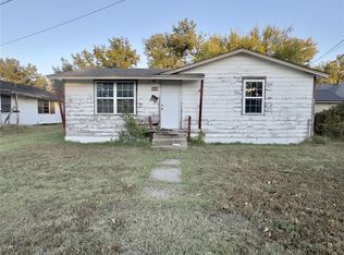 210 N Byers Ave, Mangum, OK 73554
