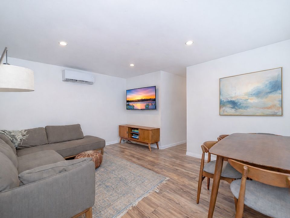 1st image of 2514 E Harrison St