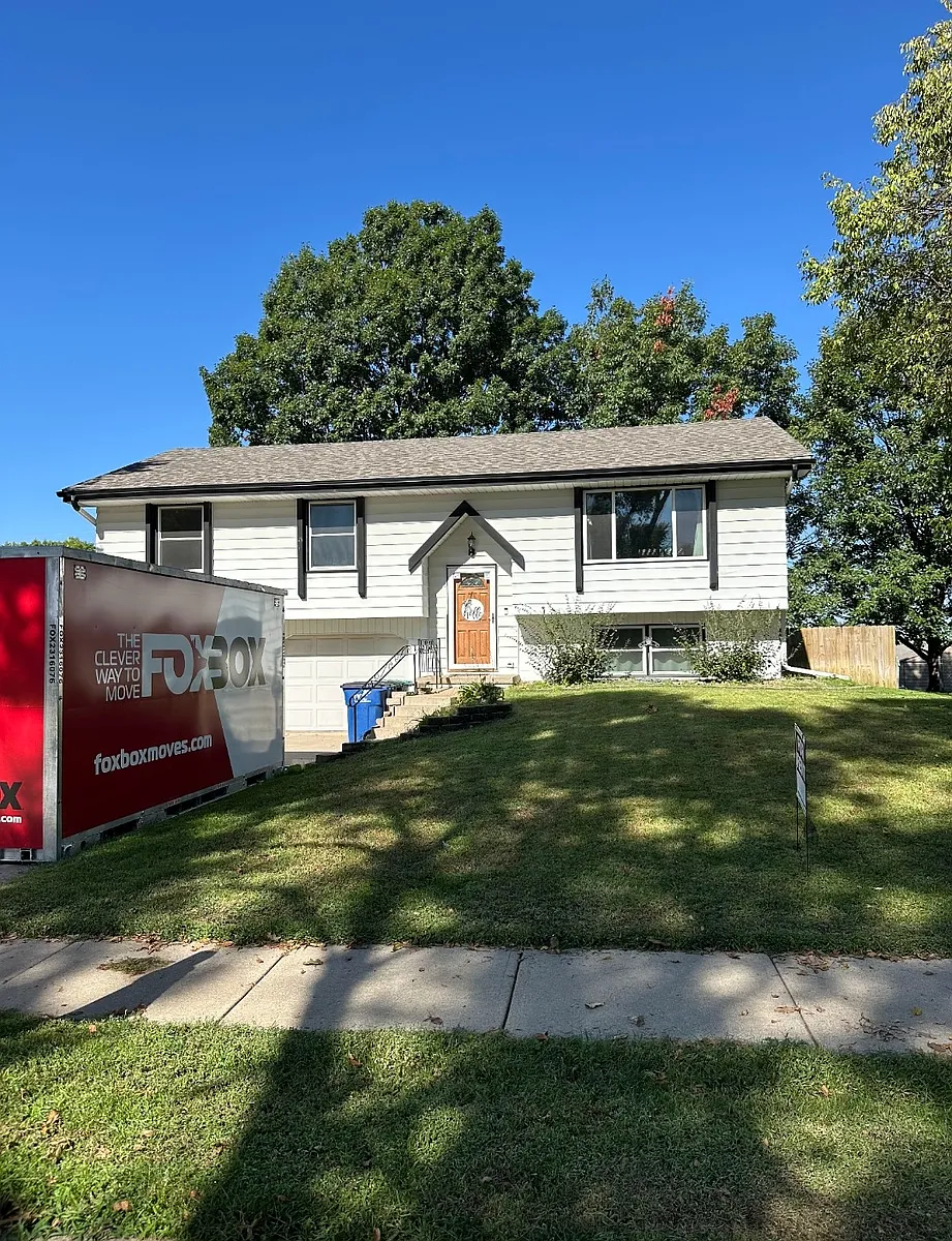 Building Photo - 5738 S 93rd St