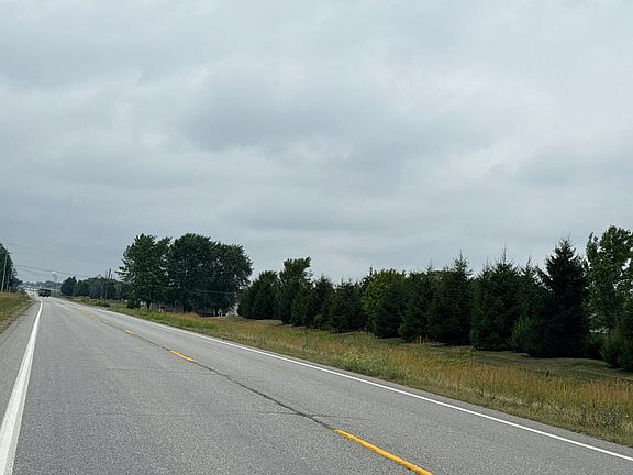 5th image of 7087 Byron Rd