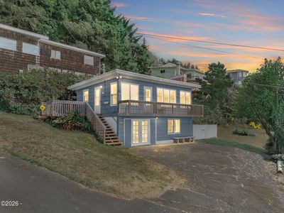 1938 NE 71st St, Lincoln City, OR, 97367