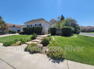 5900 Matina Dr, Elk Grove, CA 95757