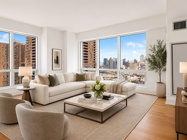 350 W 42nd St APT 28B, New York, NY 10036