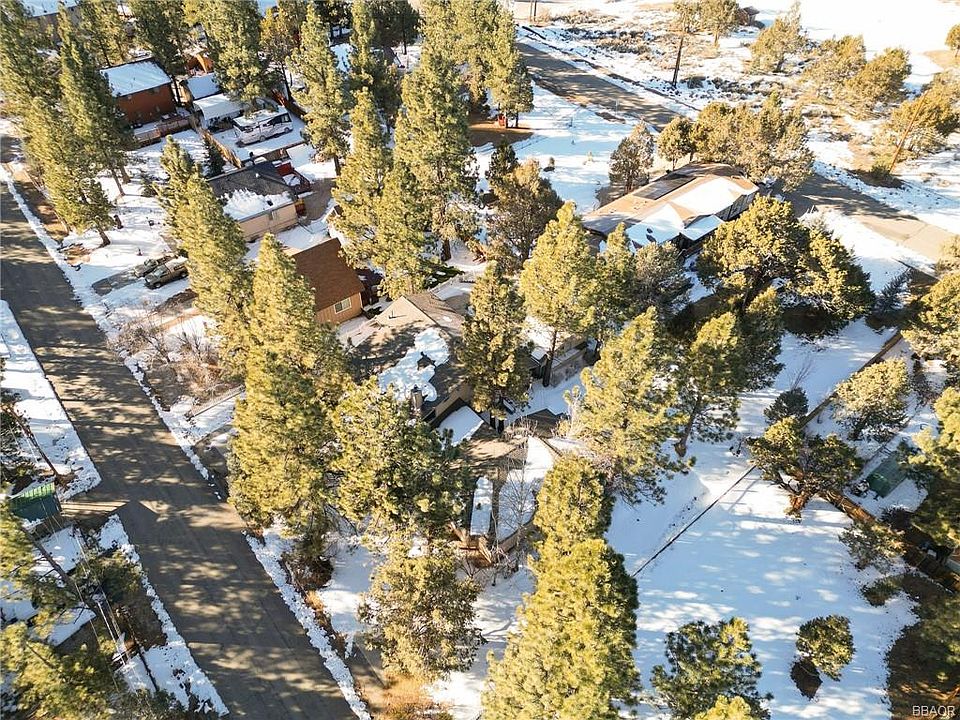 1st image of 1101 Pinon Ln
