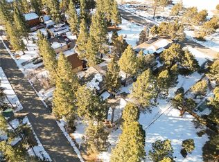 1101 Pinon Ln, Big Bear City, CA 92314
