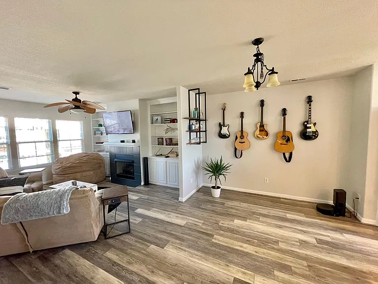 3741 Vintage Pointe Pl — Photo 8