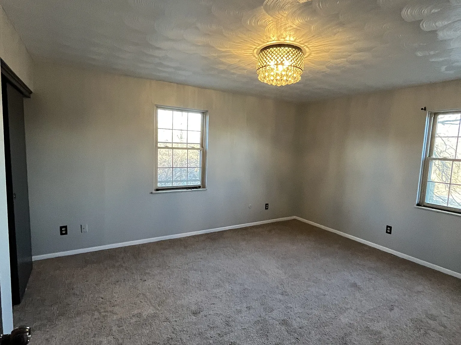 550 Kitrina Avenue - 1 — Photo 3