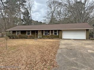 945 Park Ln, Jackson, MS