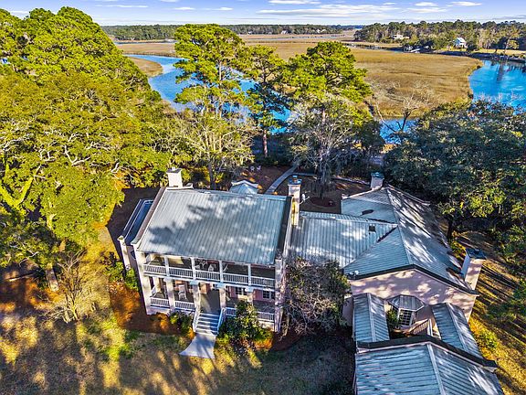 2nd image of 8340 Crooked Creek Ln