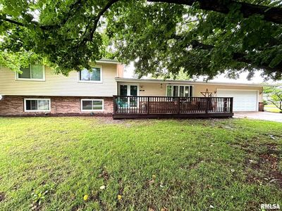 106 Palm St, Canton, IL, 61520
