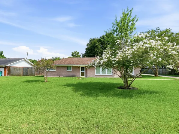 120 Caldwell St, Baytown, TX 77520