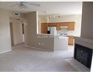 4th image of 1050 E Cactus Ave Unit 2065