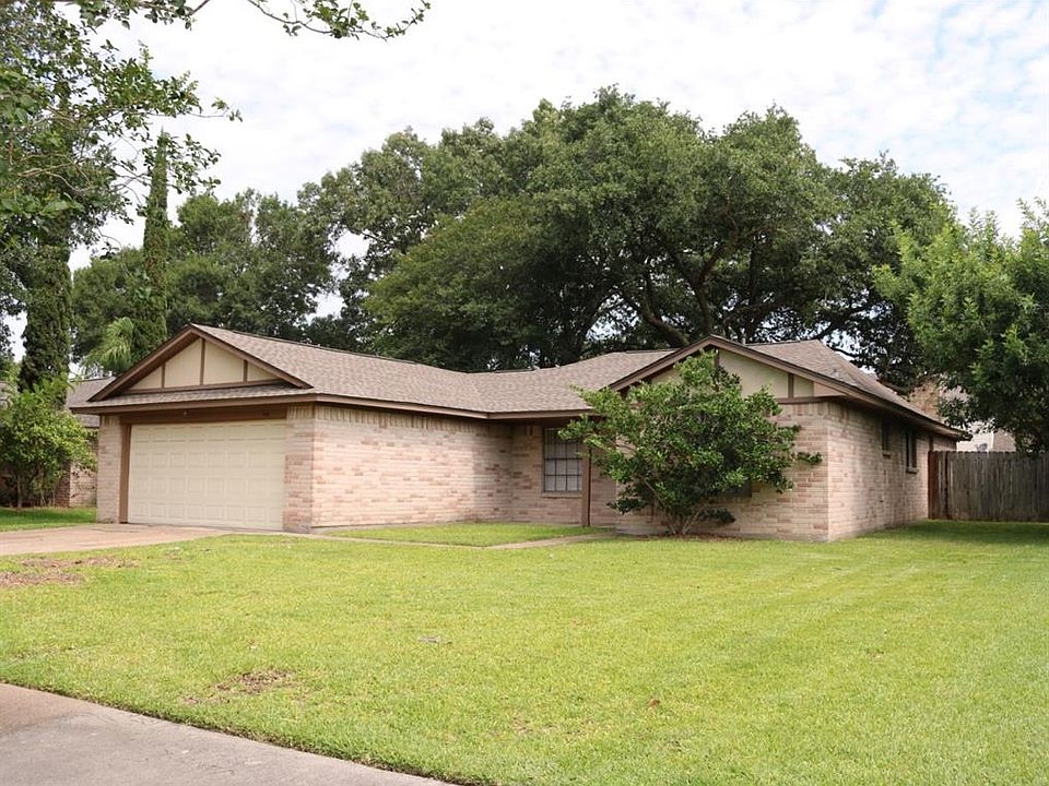 1st image of 21134 Park Mount Dr