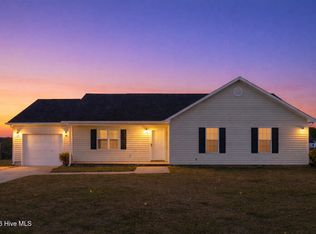 119 Annie Rd, Richlands, NC 28574