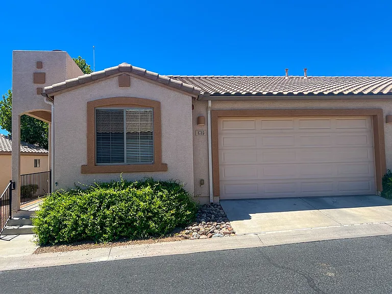 1715 Pinon Dr — Photo 11