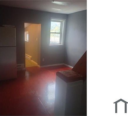 4th image of 5002 Torresdale Ave