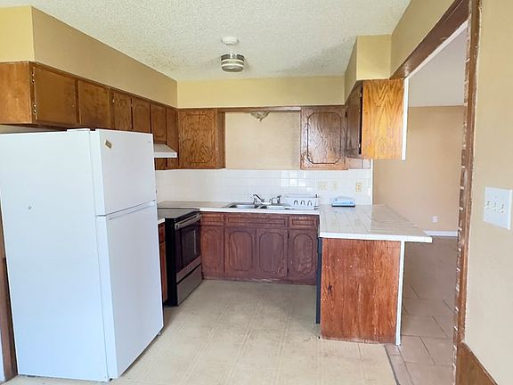 4th image of 3922 Inglewood Dr