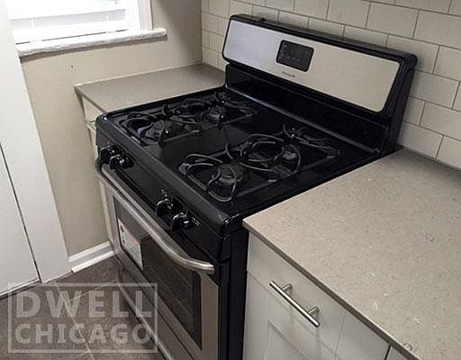 4th image of 3419 N Elaine Pl APT 2W